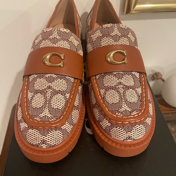 NIB Coach Leah Textured Monogram Jacquard LugSole Loafers - Picture 12 of 14